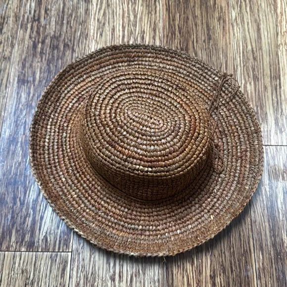 Tropical Trends brown woven natural straw wide brim floppy sun hat one size - Picture 6 of 8